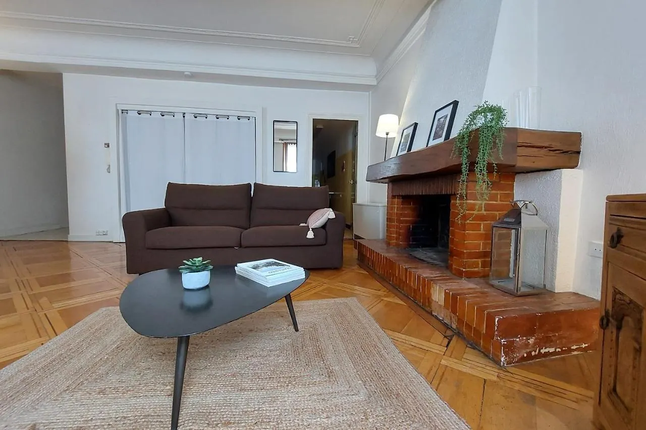 Le Vintage - Appartement En Plein Coeur De La Vieille Ville Annecy Lägenhet